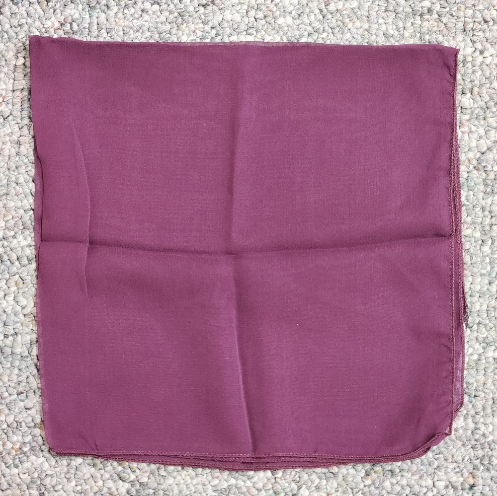 Hot Topic Aubergine Neck Scarf